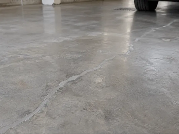 resina epossidica bicomponente per sigillare crepe
